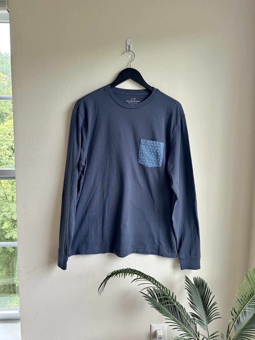 Vineyard Vines Men's Long Sleeve T-shirt Medium Blue Patriotic Stars Pocket